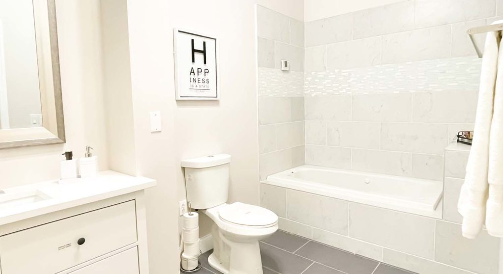 2 Bed Bathroom – Sycamore Resort (3) 2 Bed Bathroom - Sycamore Resort