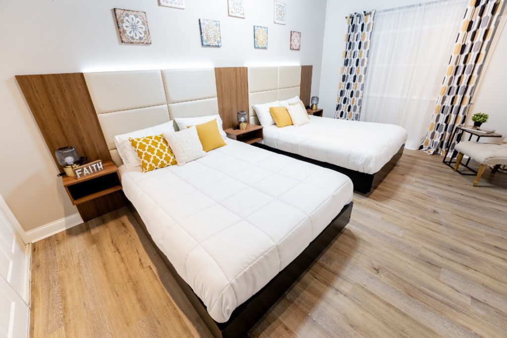 Luxury bedroom Luxury bedroom